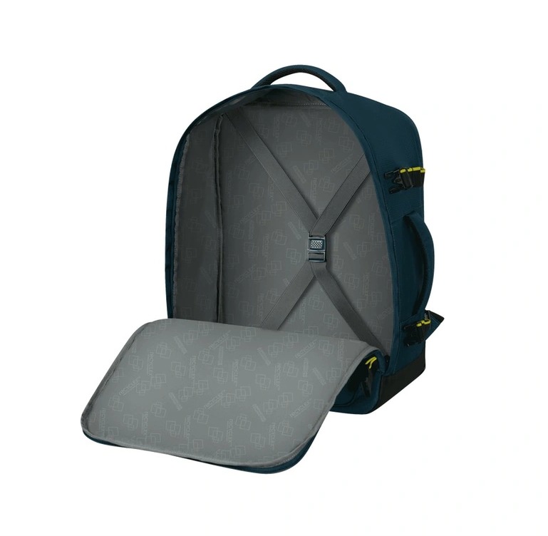 American Tourister TAKE2CABIN M 45 cm Harbor Blue 38 l – modrý kabinový batoh 149175-0528