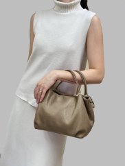 MaxFly Dámská kožená kabelka 5721 hnědá - taupe