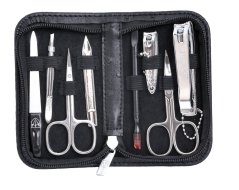 Manikúra 8dílná v černém koženkovém pouzdře – Kellermann Drei Schwerter 5220 P N černá