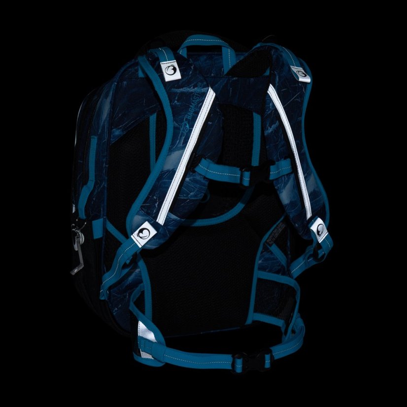 Bagmaster Hokejista Beta 26 D - odlehčený školní batoh pro prvňáčka