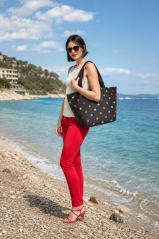 Reisenthel Shopper M Dots ZS7009 – stylová nákupní kabelka na rameno 15 l
