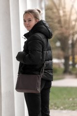 MaxFly 5542 – tmavě hnědá kožená crossbody kabelka