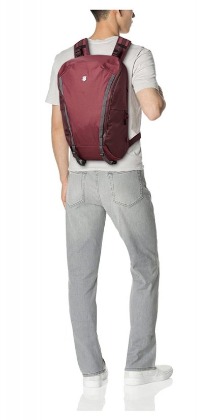 Victorinox Almont Everyday Laptop Backpack  602134 burgundy